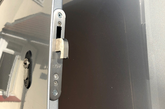 Fiat Doblo 2010 Hook Lock